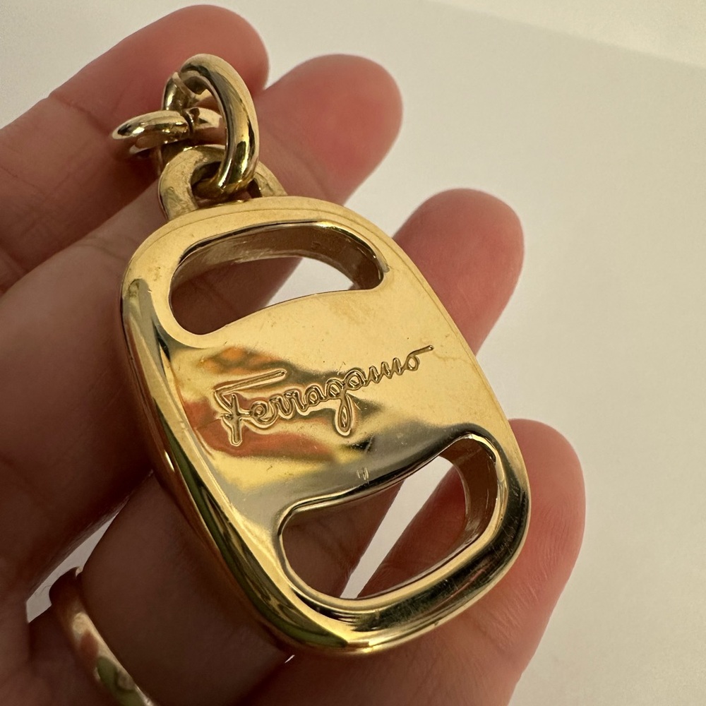 Salvatore Ferragamo Gold Tone Key Ring Bag Charm Vintage Made In Italy - Picture 4 of 9